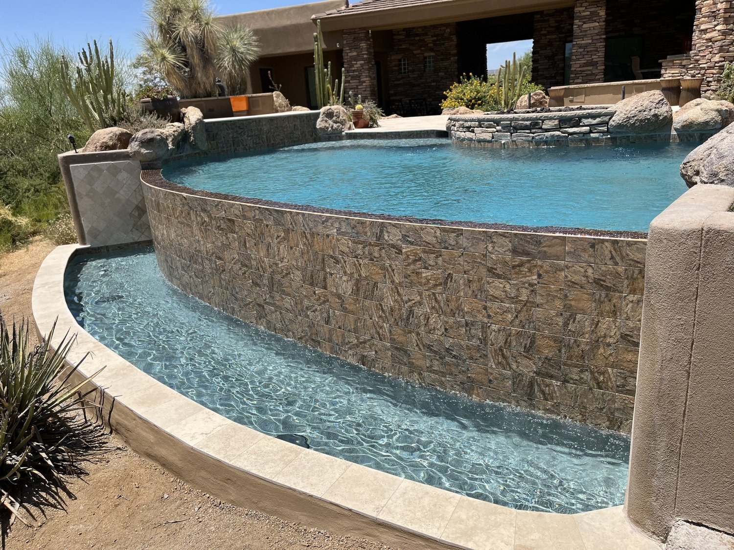 Porcelain tile