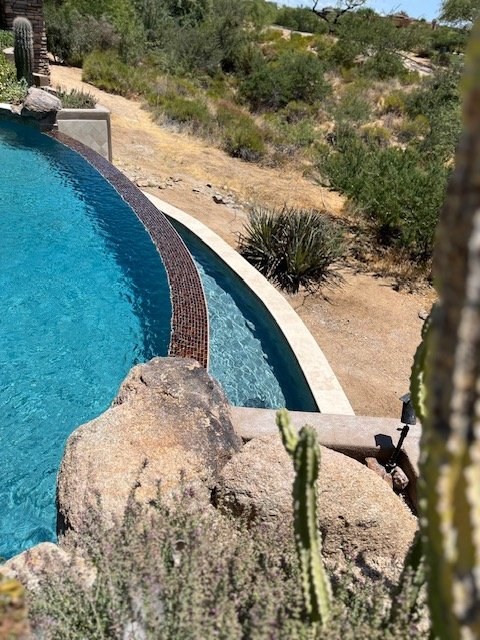 Glass tile